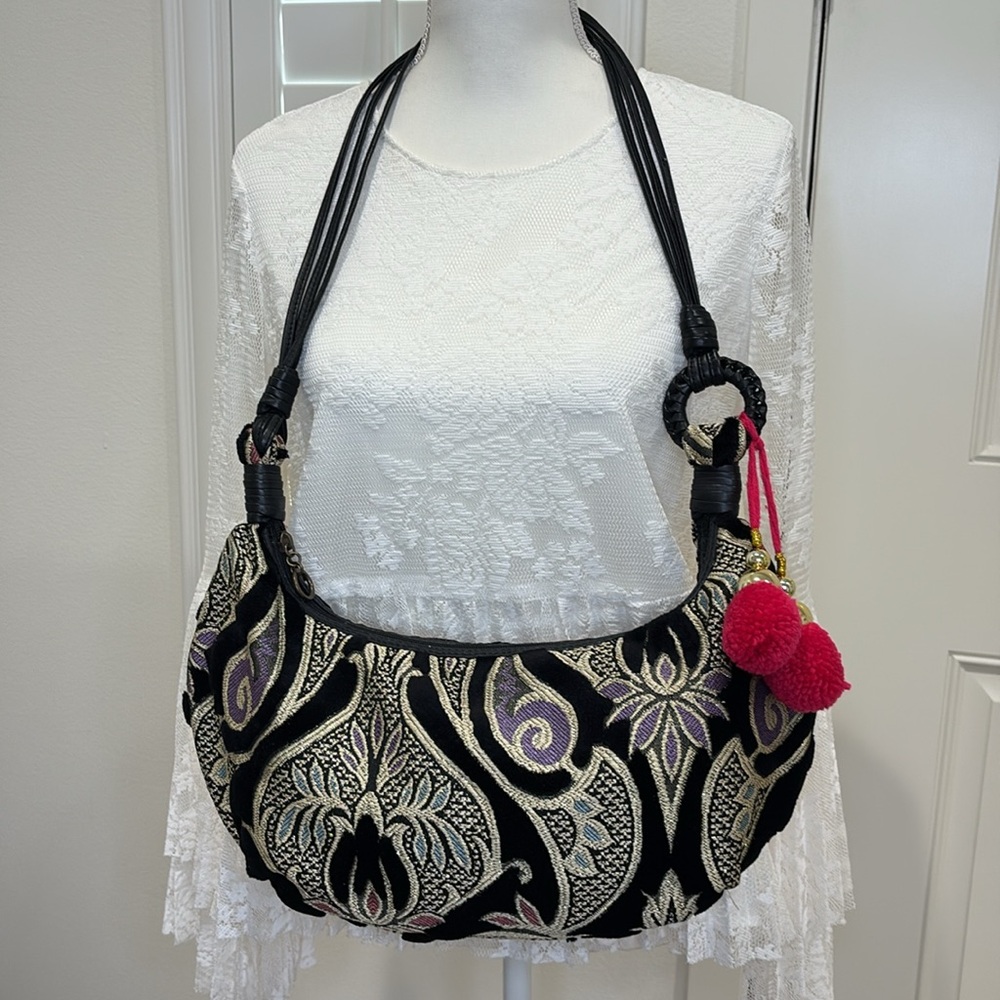 Vintage Max New York velvet/tapestry leather handle shoulder bag 17”X9”